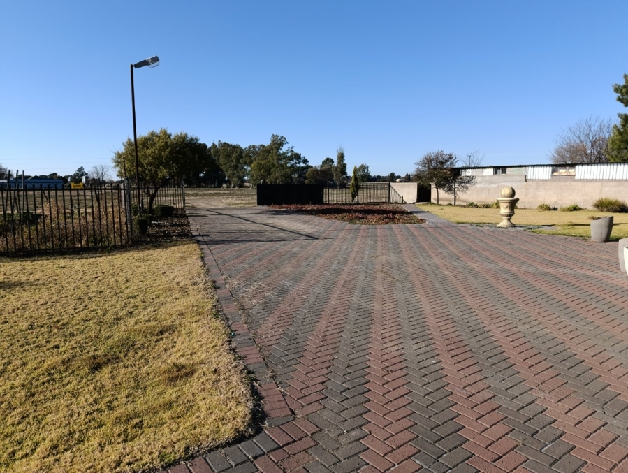 1 Bedroom Property for Sale in Lakeview Free State